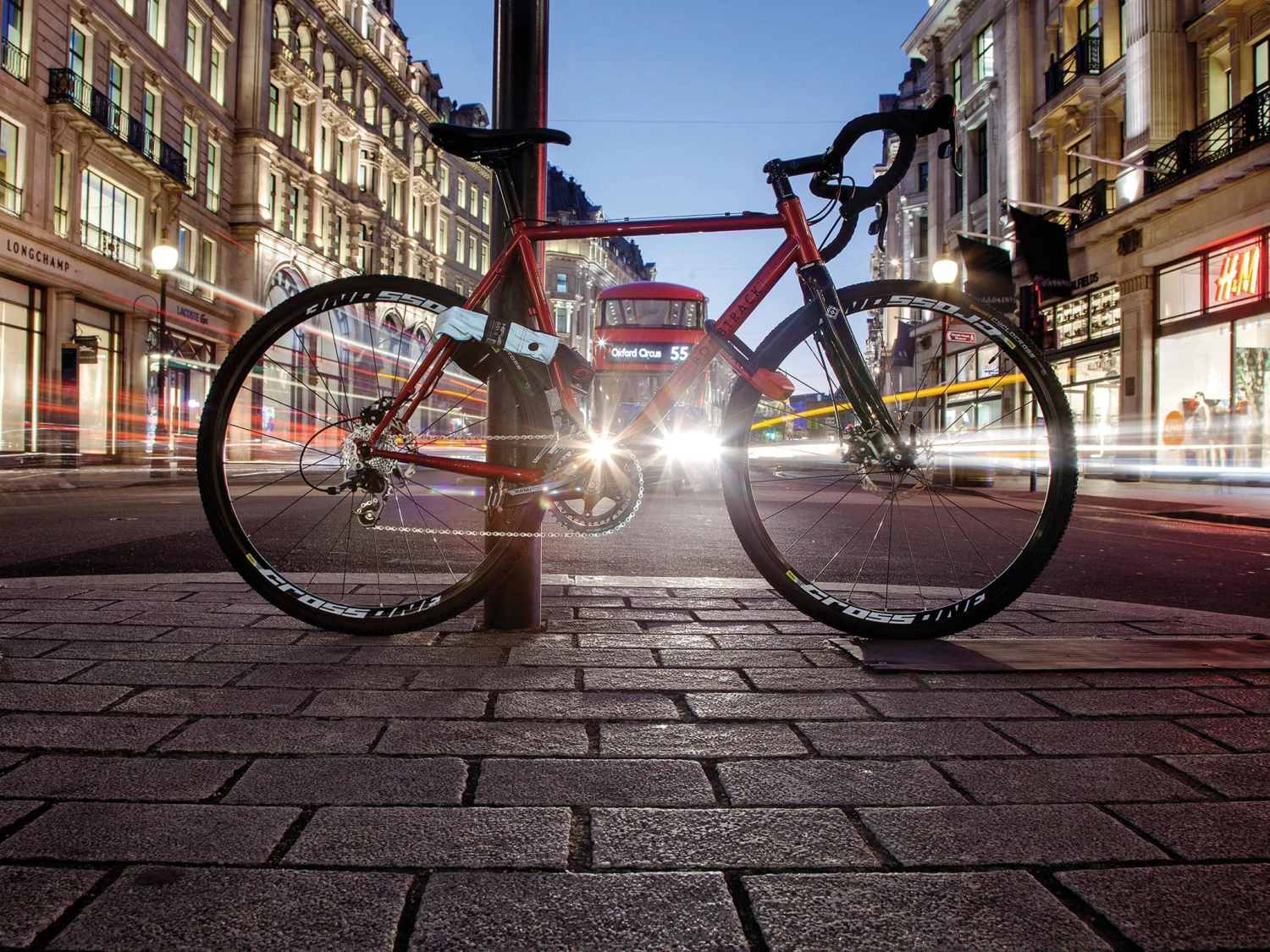 Hiplok Gold Superbright Wearable Chain 7 Hiplok Gold Superbright Wearable Chain - Image 5