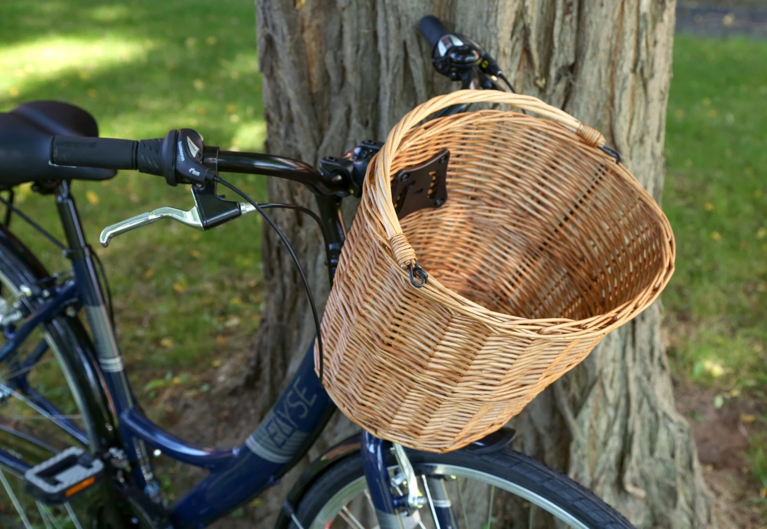 Halfords Wicker Bike Basket 5 Halfords Wicker Bike Basket - Image 3