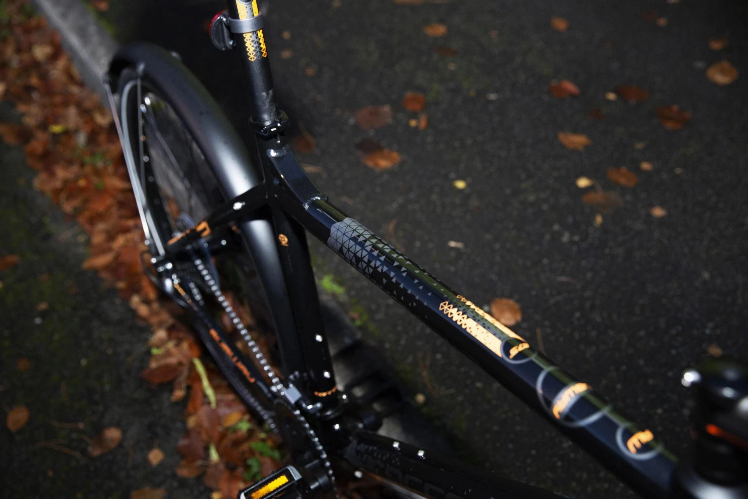 Carrera Subway All Weather Edition Mens Hybrid Bike - S, M, L Frames 5 Carrera Subway All Weather Edition Mens Hybrid Bike - S, M, L Frames - Image 3