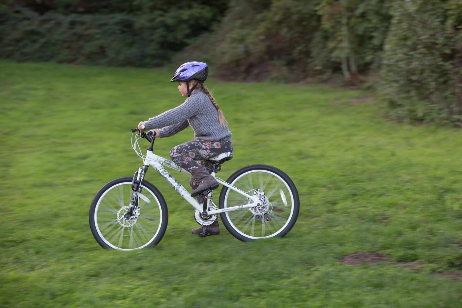 Apollo® Apollo Craze Junior Mountain Bike - 24" Wheel 6 Apollo® Apollo Craze Junior Mountain Bike - 24" Wheel - Image 4