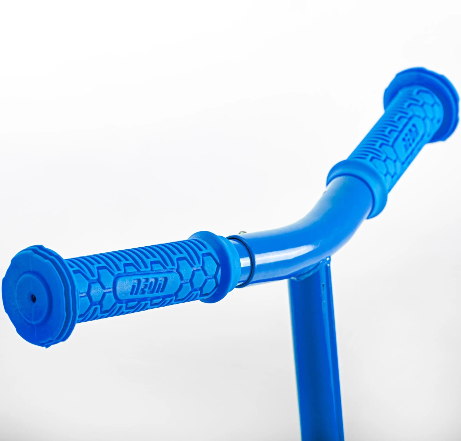 Yvolution Neon Vector Kids Scooter - Blue 4 Yvolution Neon Vector Kids Scooter - Blue - Image 2