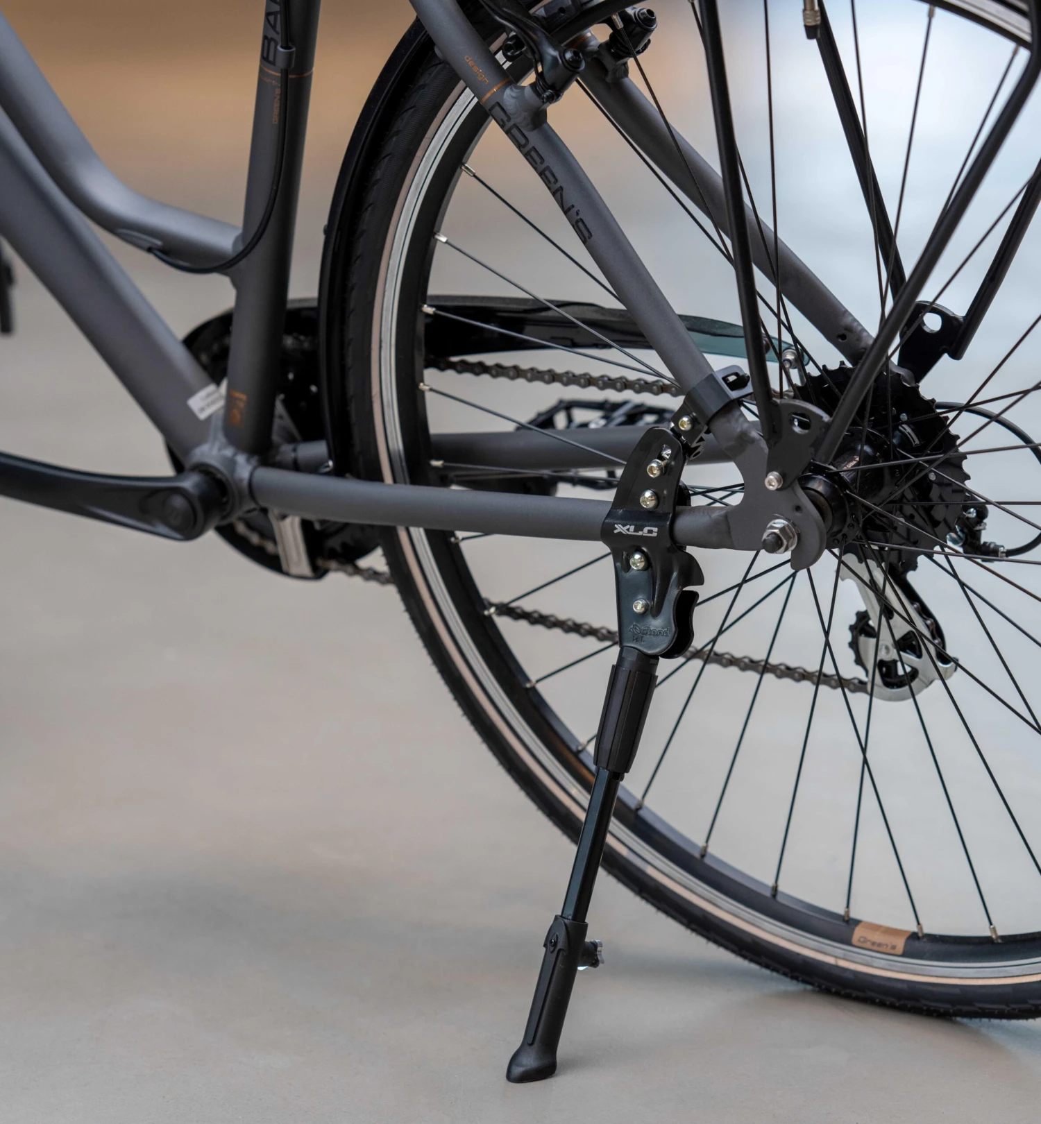 XLC KS-R05 Rear Kick Stand, 24-29" 6 XLC KS-R05 Rear Kick Stand, 24-29" - Image 4