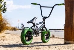 Invert Supreme Mini BMX - 10" Wheel - Black/Green -Apollo® Sale Store 628878i