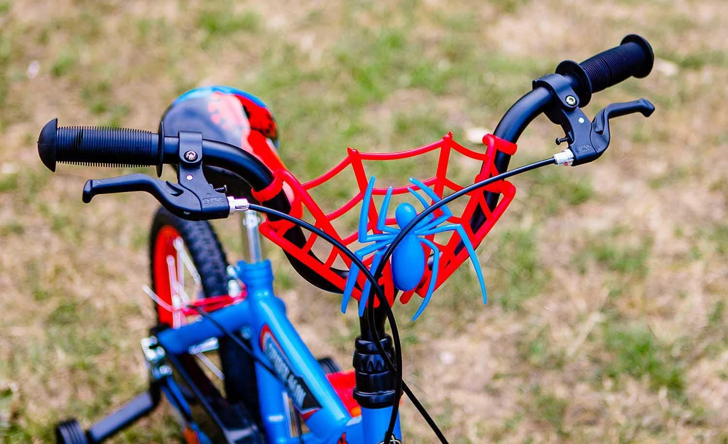 Huffy Spider-Man Quick Connect Kids Bike - 16" Wheel 12 Huffy Spider-Man Quick Connect Kids Bike - 16" Wheel - Image 10