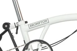 Brompton A Line Folding Bike - Papyrus White - 16" Wheel 15 Brompton A Line Folding Bike - Papyrus White - 16" Wheel -Apollo® Sale Store 750486e