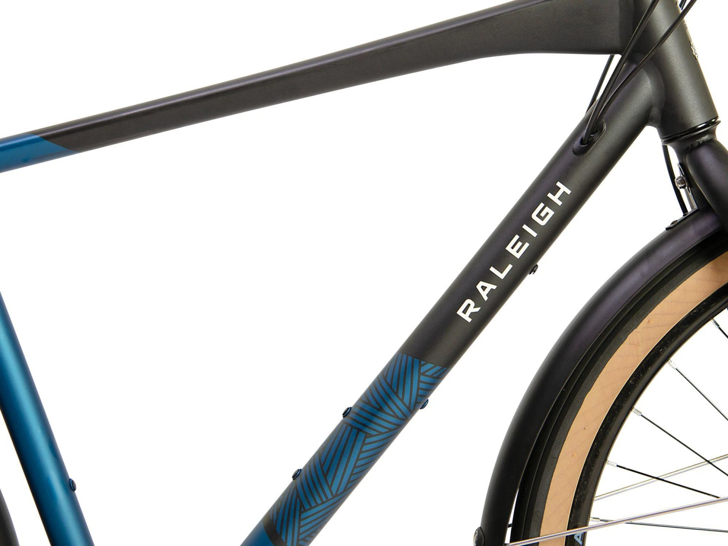 Raleigh Strada City Mens Hybrid Bike - 16", 18", 20", 22" Frames 6 Raleigh Strada City Mens Hybrid Bike - 16", 18", 20", 22" Frames - Image 4